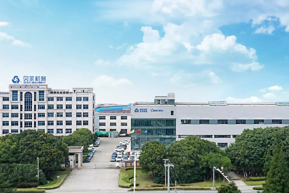 Suzhou Xingbeier İçi Boş Şekillendirme Equipment Co, Ltd.